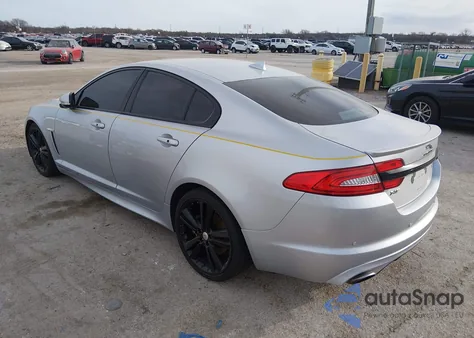 2015 Jaguar Xf 3.0 Portfolio/3.0 Sport z USA, uszkodzony, nr VIN SAJWA0F78F8U67951